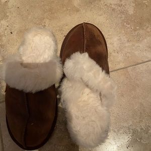 Leather sheepskin slippers